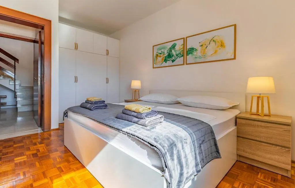 House Magnolia Villa Medulin