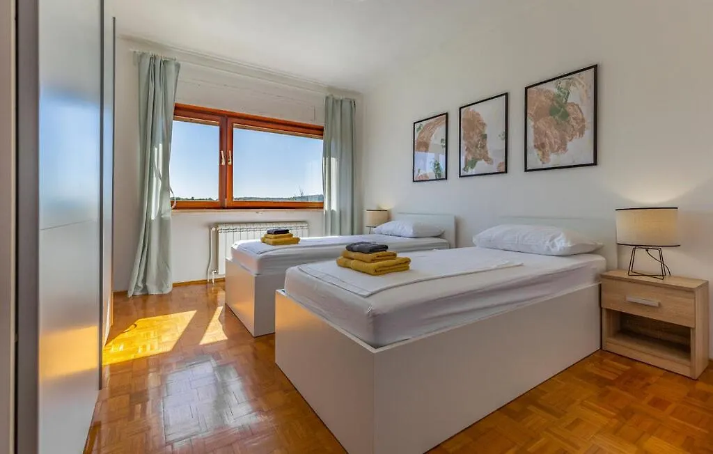 House Magnolia Villa Medulin 0*,  Croatia