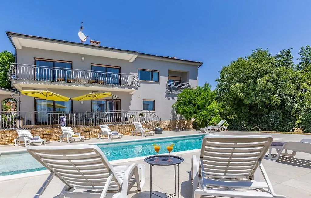 House Magnolia Villa Medulin