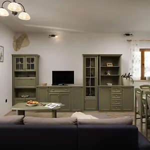  Apartman Enia